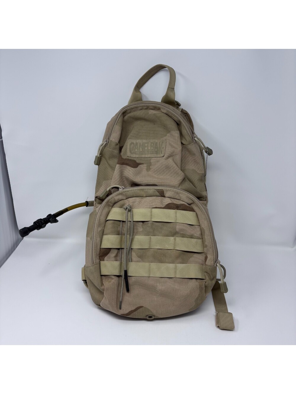 Camelbak Maximum Gear Hydration Backpack w/ 3 Liter Bladder Camo 18"